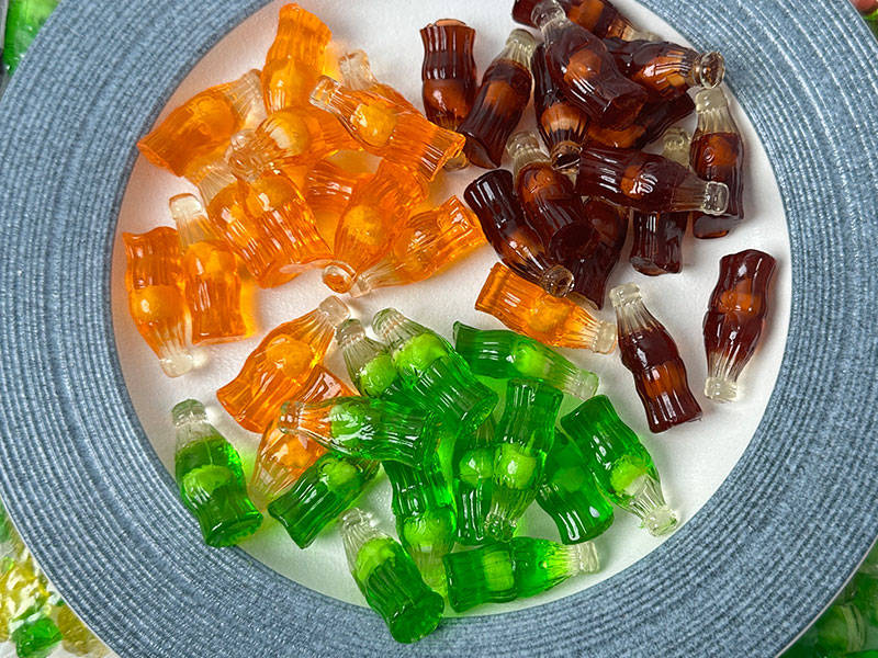 fruit shaped gummy candy with high clarity and glossy coating