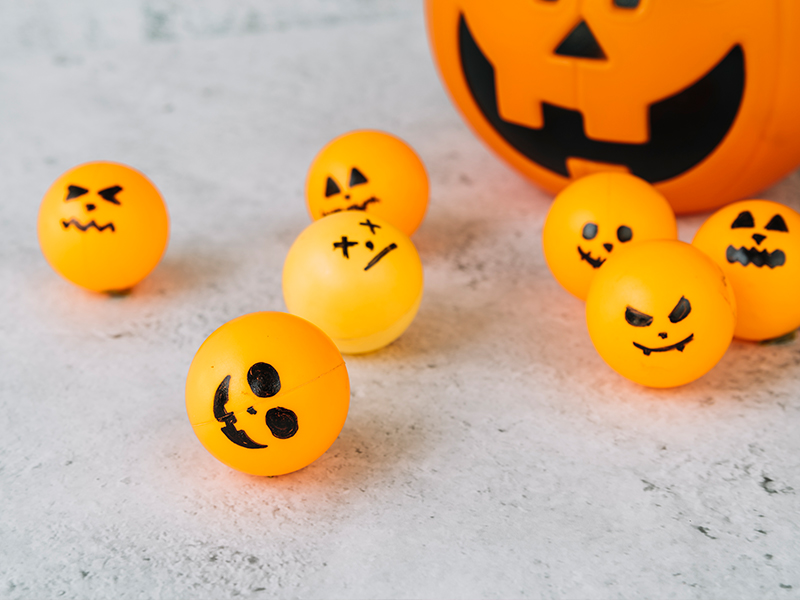 Chinese manufacturer specializing in Halloween-themed candy, supporting small-batch customization.