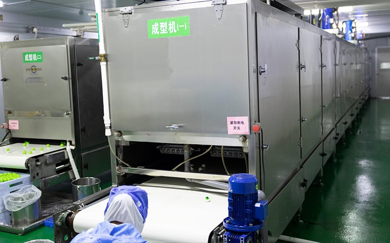 With many years of experience in gummy candy export and familiarity with the regulatory requirements of various countries, we assist customers in completing compliance testing and logistics customs clearance to ensure smooth entry into target markets.