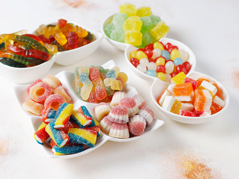 認証済みのゼラチン原料と輸出準備書類を備えたプライベートブランドのハラールグミキャンディ