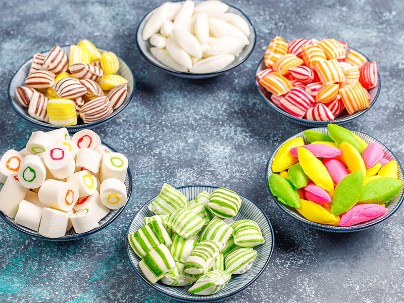 ハラール認証を受けたキャンディーのOEMメーカー。フレーバー、カラー、小売用パッケージなど、お客様のご要望に合わせたカスタマイズが可能です。